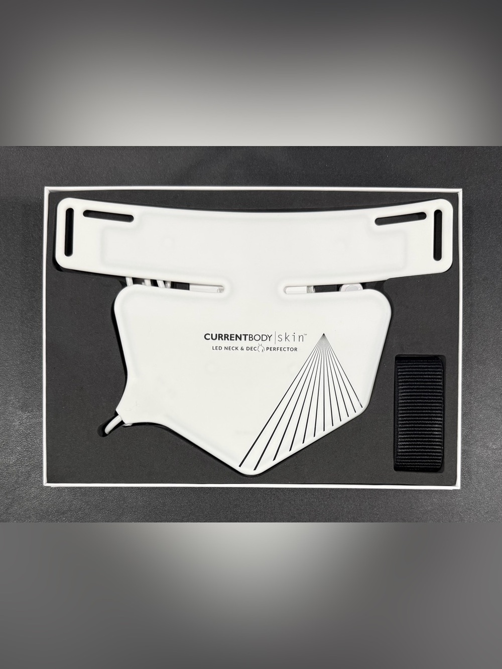 CurrentBody Skin LED Neck & Décolletage Mask
